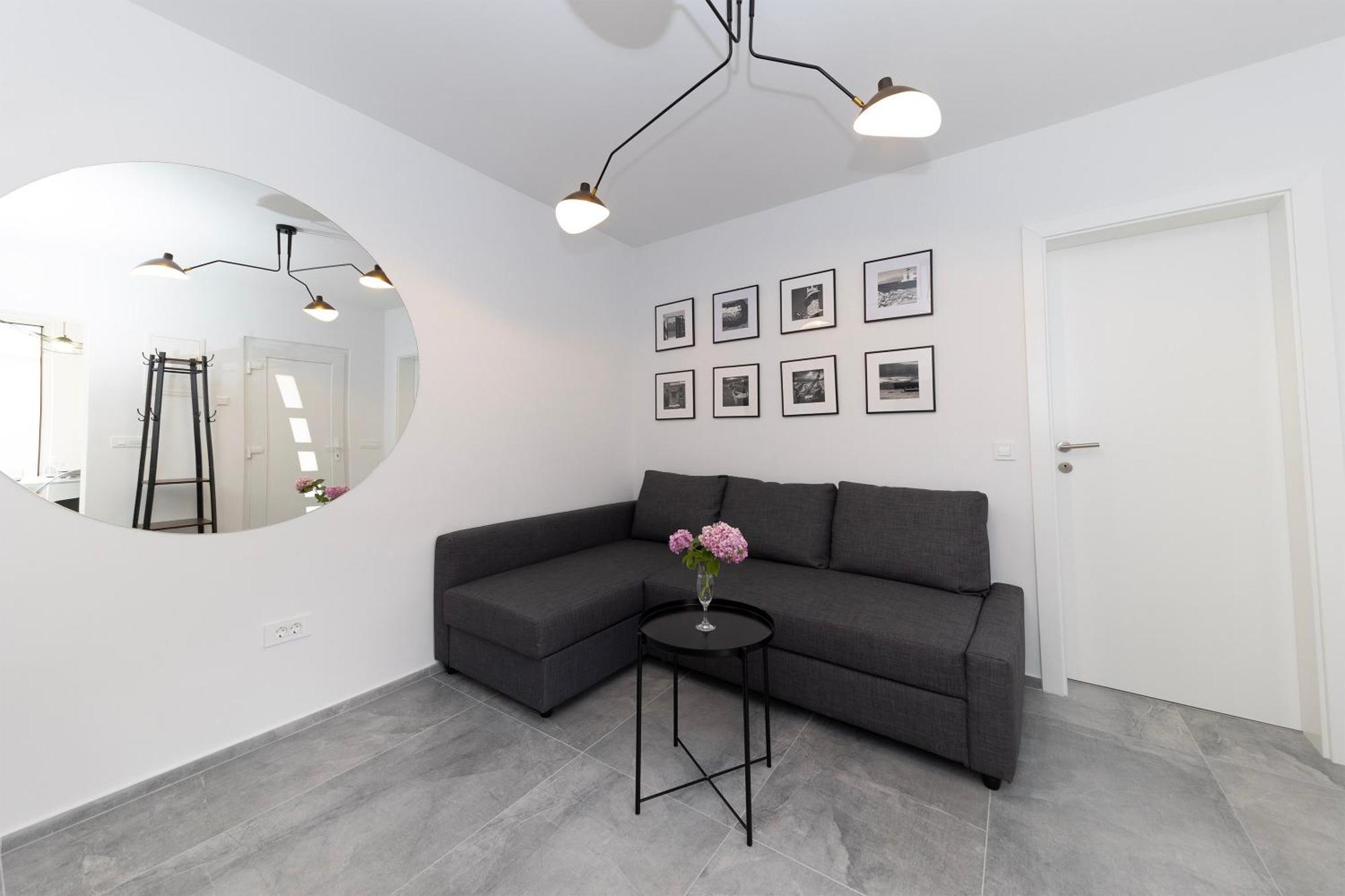 Find Your Haven In Morena Celeste Seaside Puntamika Apartments! Zadar Eksteriør bilde