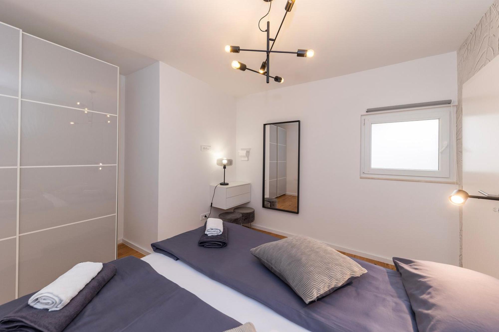 Find Your Haven In Morena Celeste Seaside Puntamika Apartments! Zadar Eksteriør bilde