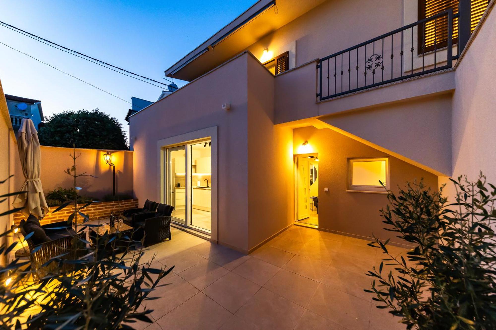 Find Your Haven In Morena Celeste Seaside Puntamika Apartments! Zadar Eksteriør bilde